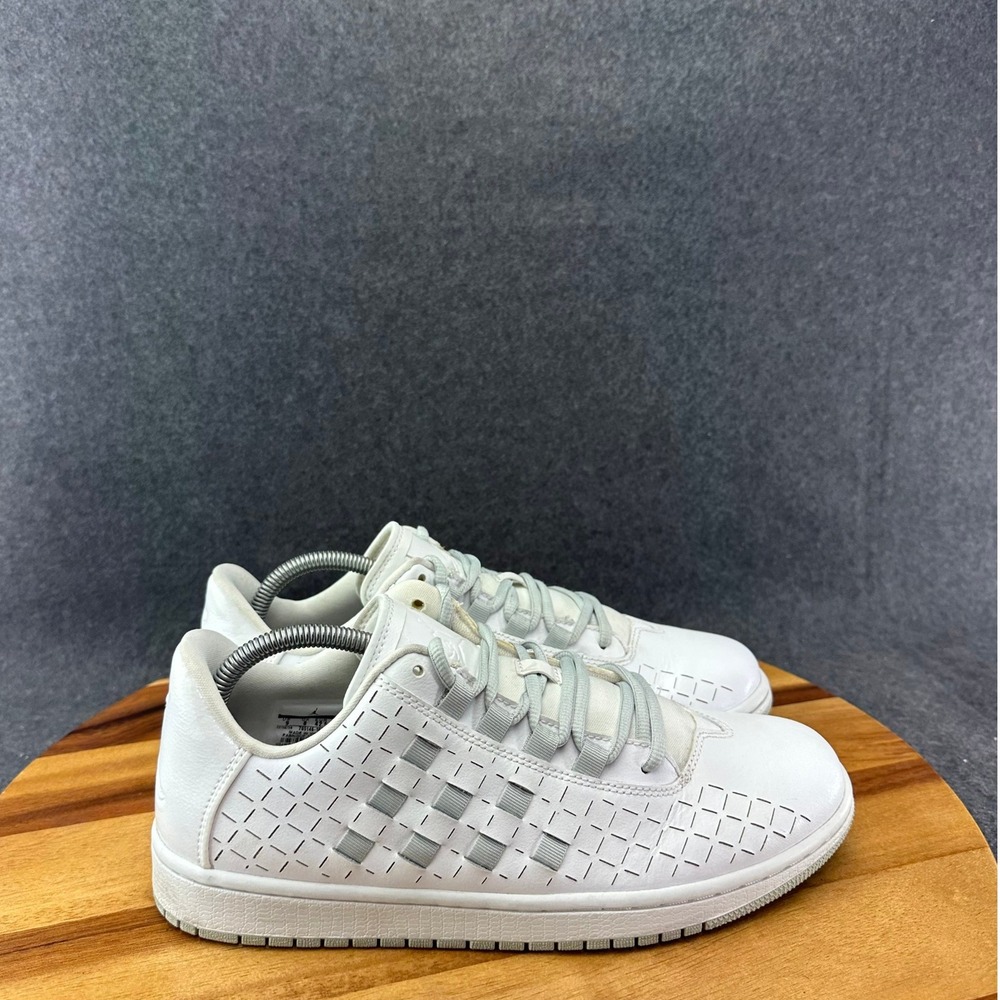 Jordan Illusion Low Mens White Wolf Grey Leather Sneakers 705146-100 Size 9 - Picture 1 of 11